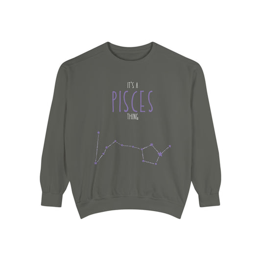 Pisces Zodiac Sweatshirt – Cozy Astrology Gift for Her, Unisex Pullover for Astrology Lovers, Birthday, Everyday Wear, Casual Style