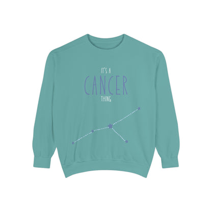 Casual Unisex Garment-Dyed Sweatshirt - It's a Family Thing, Cozy Crewneck, Trendy Pullover, Gift for Family Gatherings, Comfortable [...]